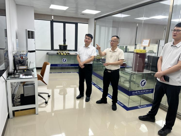 市濱海投資集團(tuán)公司黨委副書(shū)記、總經(jīng)理梁亮帶隊(duì)赴臺(tái)山海洋發(fā)展集團(tuán)考察調(diào)研